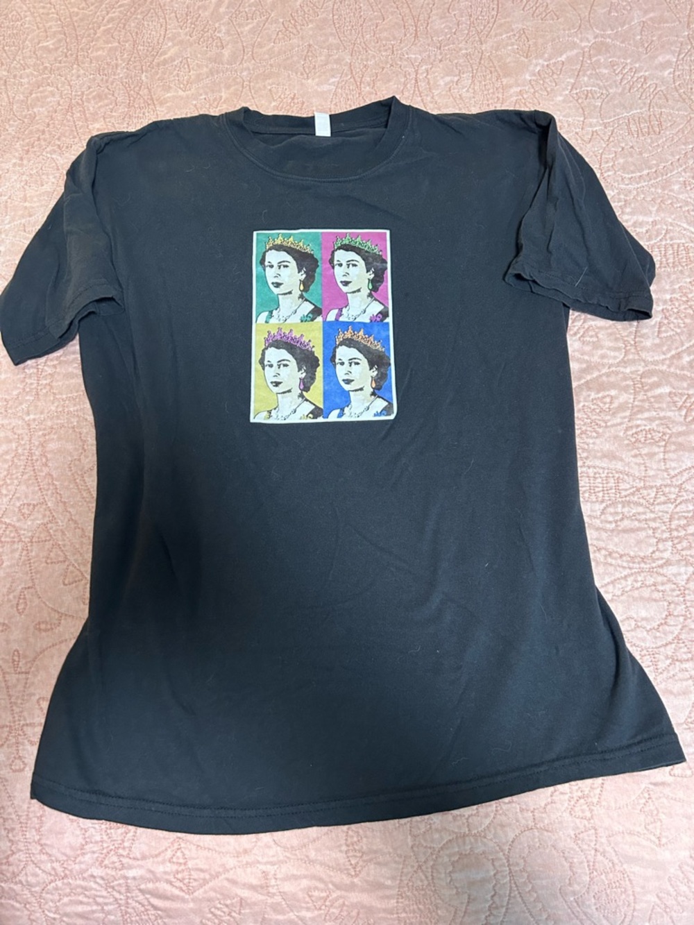 Queen Elizabeth Graphic Tee with Colorblock Portraits